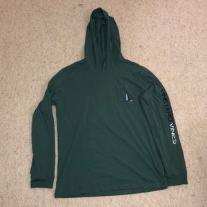 Green vineyard vines sweat shirt